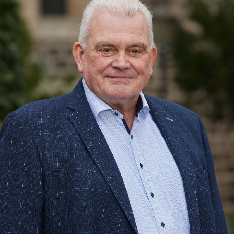  Wolfgang Brenneis